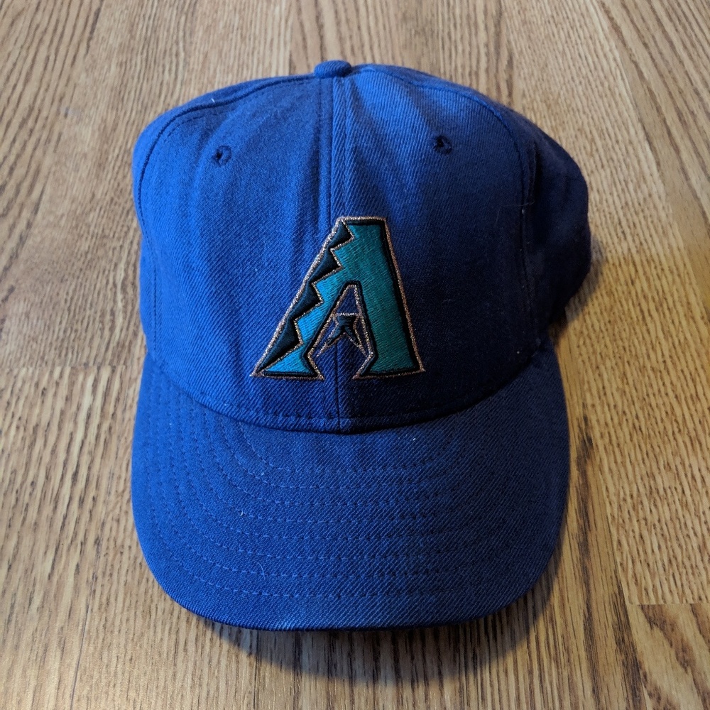 Old school Diamondbacks new era hat 7 worn